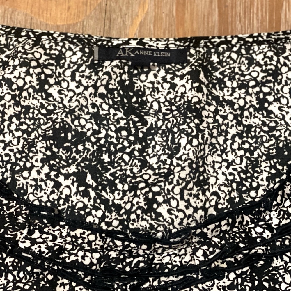Anne Klein Cold-Shoulder Women’s Shirt - Picture 10 of 10